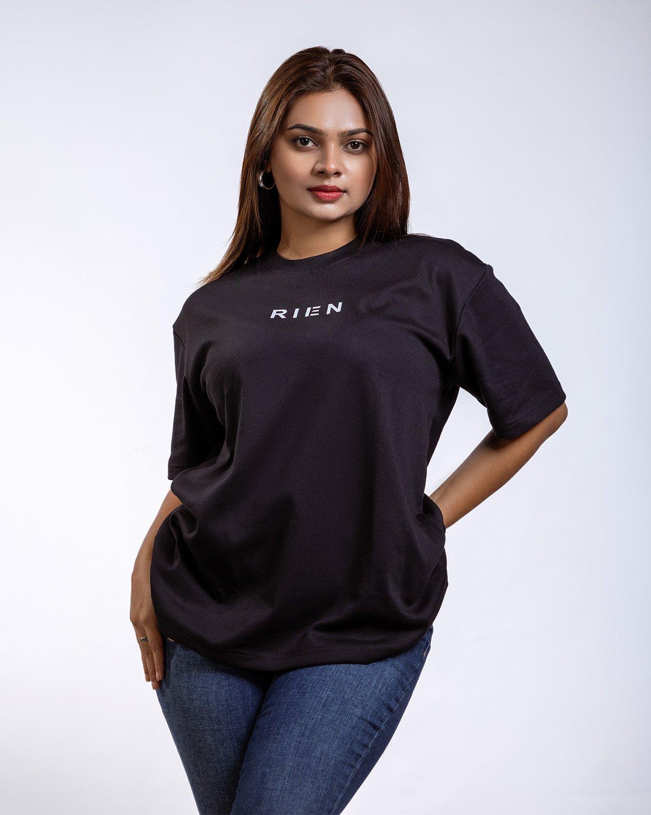 Rien Classic Oversized Tee in black